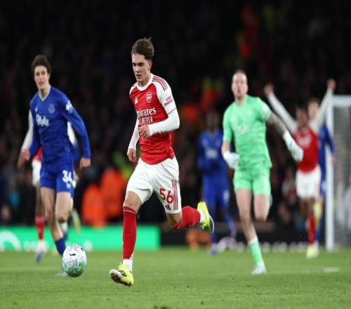 上海海港中,超九连胜,力克武汉三,Nba篮球即时比分,NBA篮球赛事信息,NBA实时比分,NBA赛事平台,篮球数据